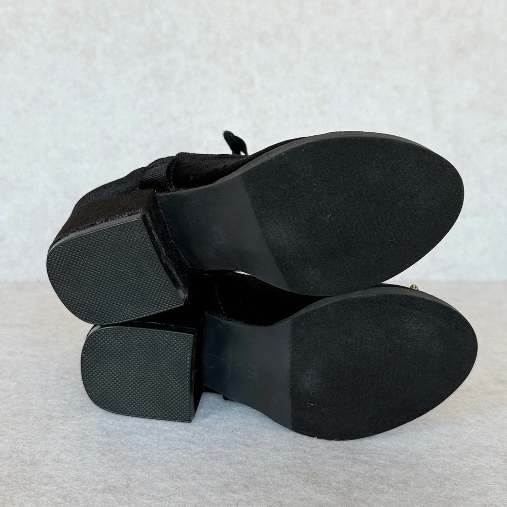 Joyfolie Tribeca Black Velvet Crystal Embellished Block Heels Kids Size 11 NEW